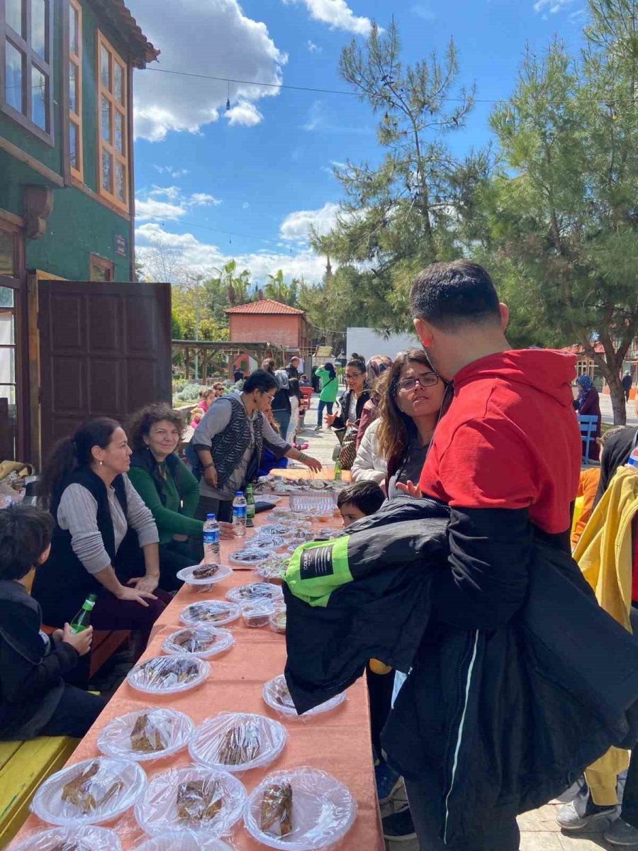 Kepez’den Depremzedelere Yardım Etkinliği