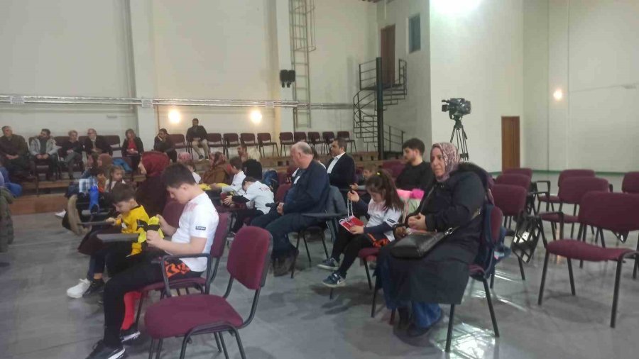 ‘hentbol İle +1’ Projesinin Lansmanı Yapıldı