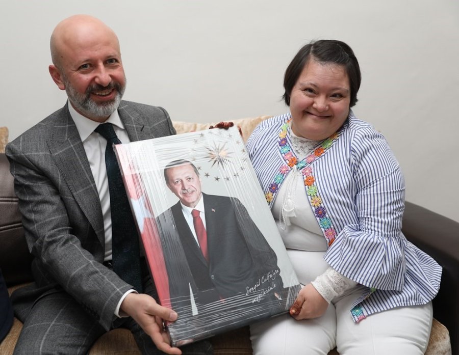 Başkan Çolakbayrakdar: "down Sendromluların Her Zaman Yanındayız"