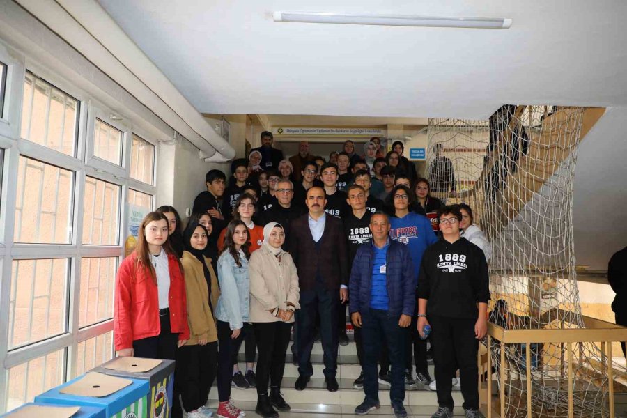 Başkan Altay, Tarihi Konya Lisesi Konferans Ve Spor Salonu İnşaatını İnceledi