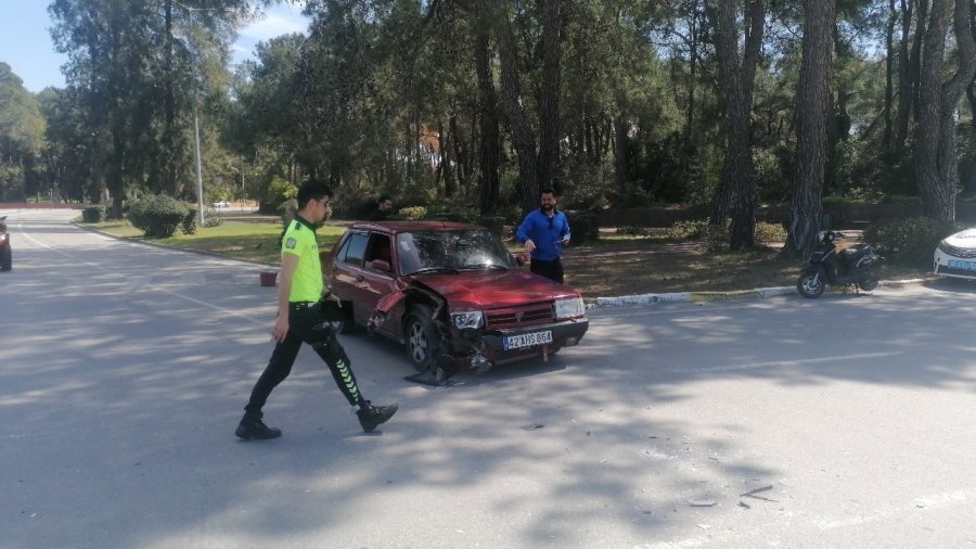 Manavgat’ta Trafik Kazası: 1 Yaralı