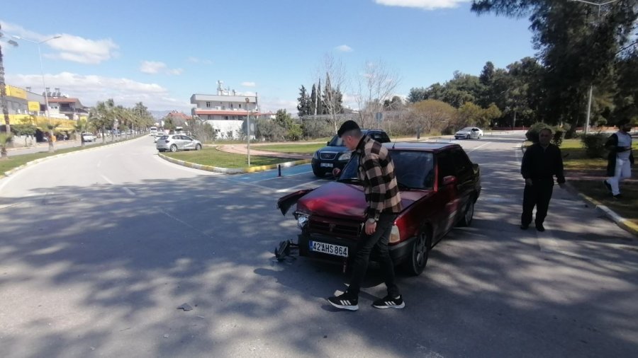 Manavgat’ta Trafik Kazası: 1 Yaralı