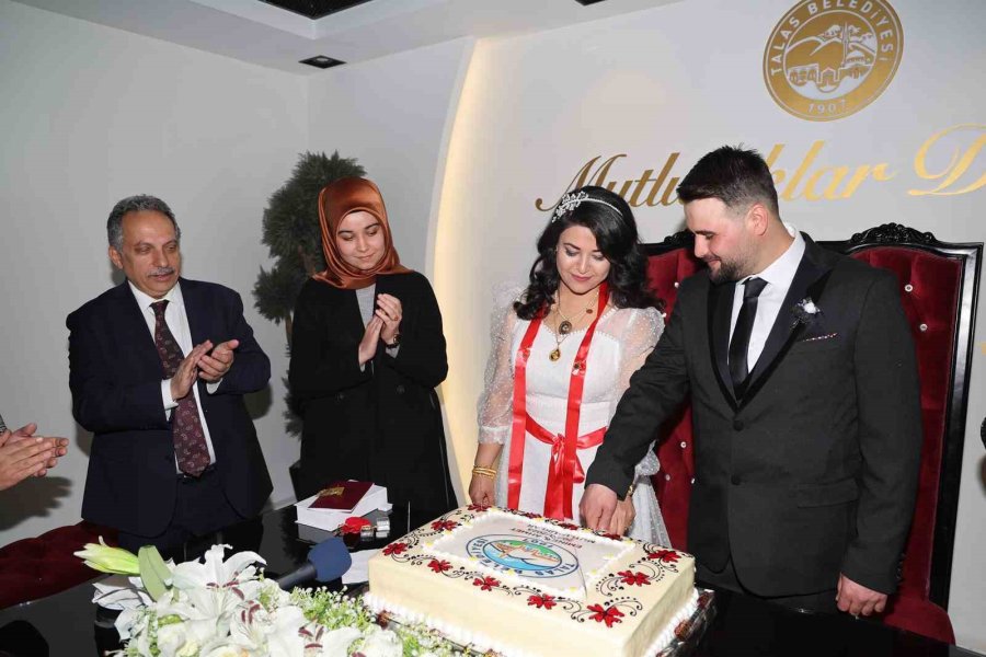 Elbistan’da Tanıştılar Talas’ta Evlendiler