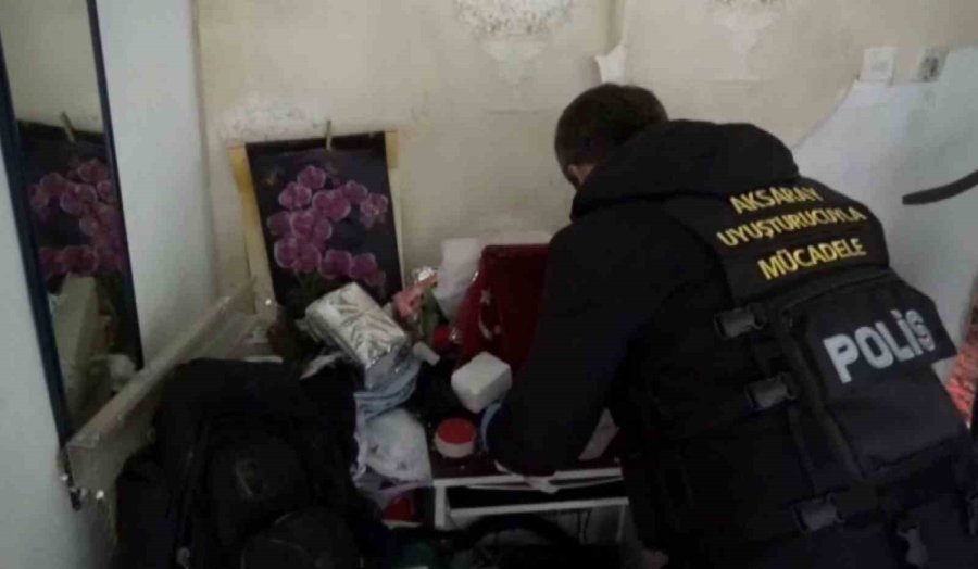 Aksaray’da 21 Adrese Şafak Operasyonu: 14 Tutuklama
