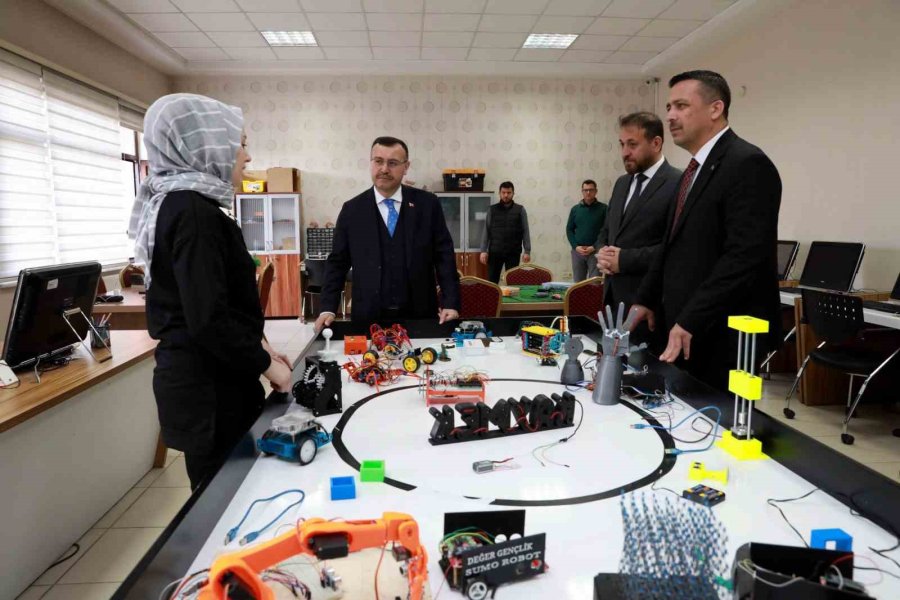 Başsavcı Korkmaz, Büyükşehirin Tesislerini Gezdi