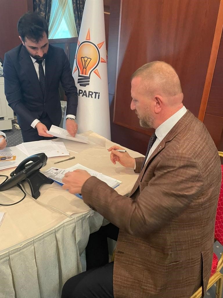 Çağan "ben De Varım" Dedi