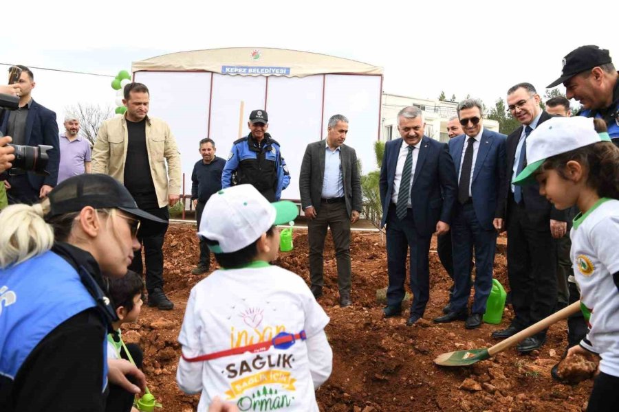 Antalya’ya Deprem Şehitleri Ormanı