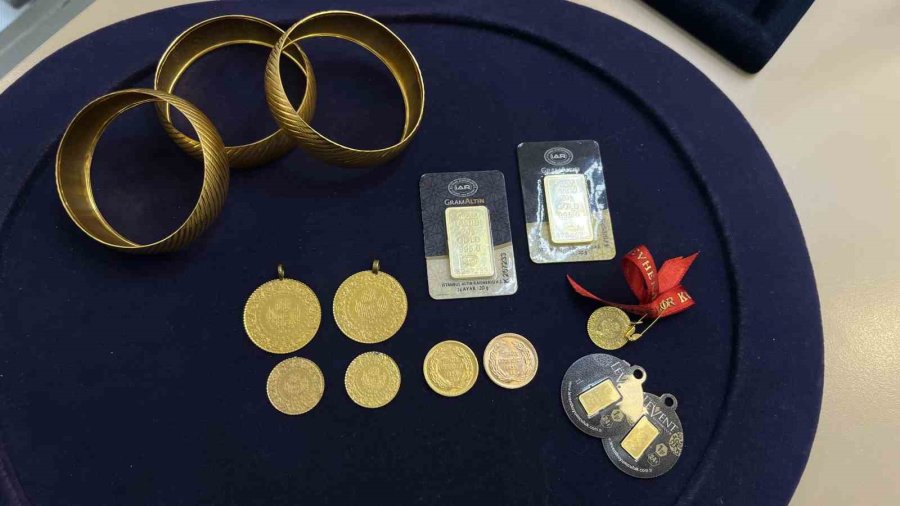 Rekor Kıran Altın İçin Kuyumculardan Panik Satışı Uyarısı