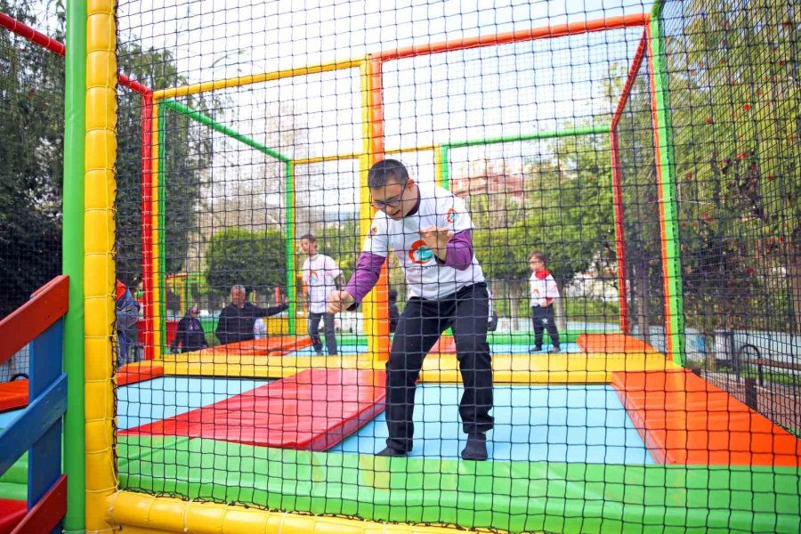 Alanya Belediyesi Down Sendromluları Balon Parkta Buluşturdu