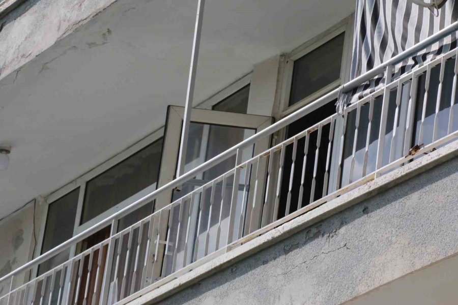 Transseksüellerle Aynı Evi Paylaşan İranlı Gencin Ölümü Polisi Harekete Geçirdi