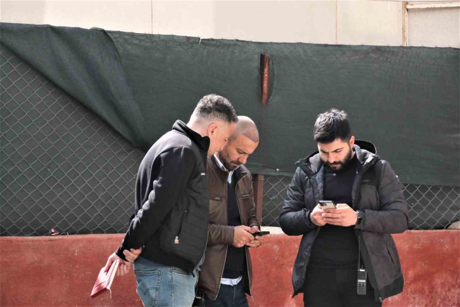 Transseksüellerle Aynı Evi Paylaşan İranlı Gencin Ölümü Polisi Harekete Geçirdi