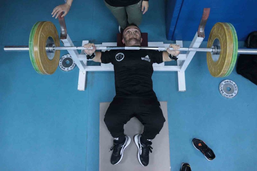 Lokantada Yemek Yerken Keşfedildi, Türkiye Şampiyonu Oldu