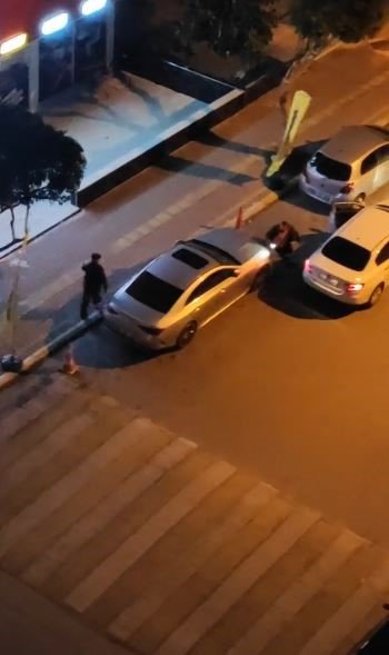 Tartıştığı Adamı Bacağından Vurdu, Otomobilin Etrafından Takip Edip Kovaladı