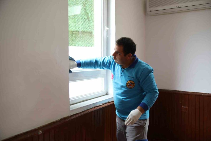 Alanya’da Camiler Ramazan Ayına Hazırlandı