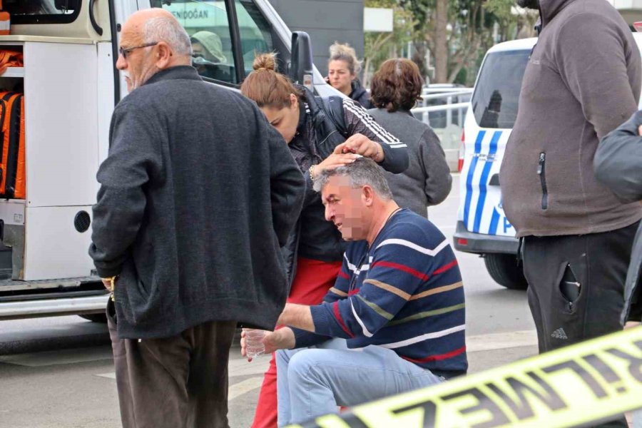 Antalya’da Lpg Yakıt Tankını Ön Koltuğa Kadar Getiren Kaza: 3 Yaralı