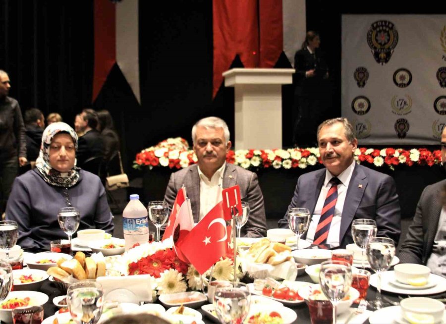 Şehit Yakınları Ve Gaziler İftarda Buluştu