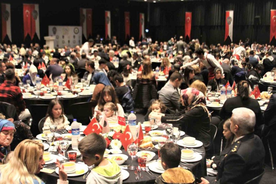 Şehit Yakınları Ve Gaziler İftarda Buluştu