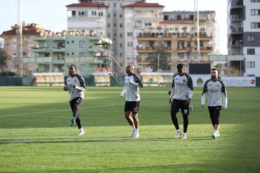 Alanyaspor, Giresunspor Maçı Hazırlıklarına Başladı