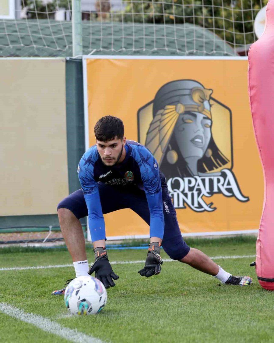 Alanyaspor, Giresunspor Maçı Hazırlıklarına Başladı