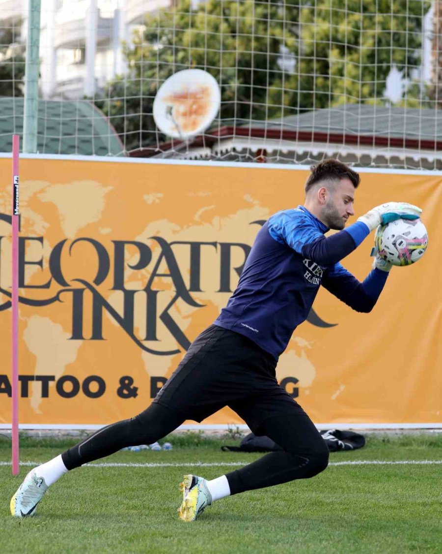 Alanyaspor, Giresunspor Maçı Hazırlıklarına Başladı