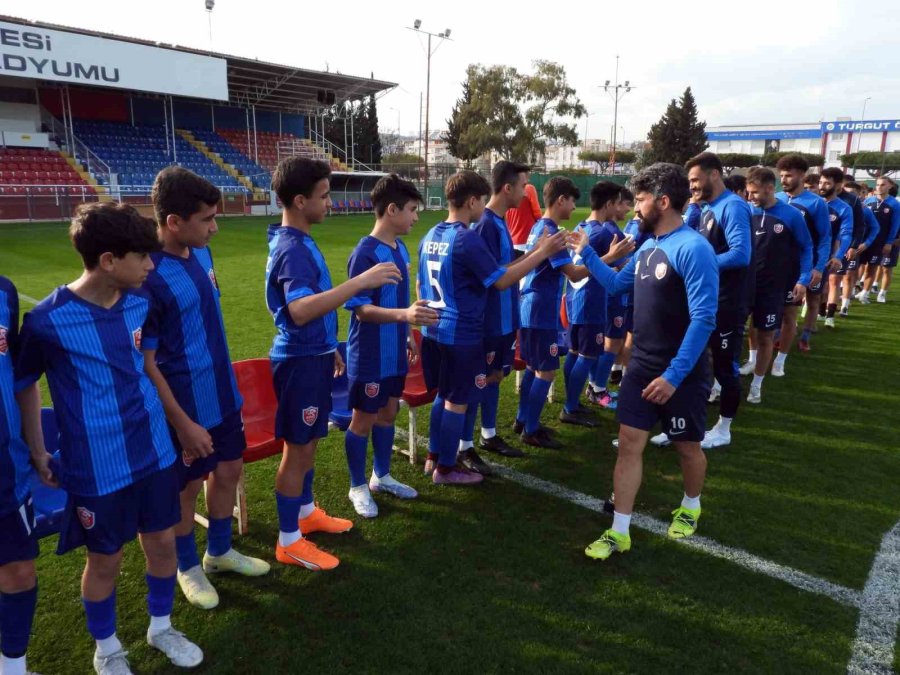 Şampiyon 14’lüklere ‘profesyonel’ Motivasyon