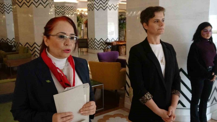 Depremzede Öğrenciler Gönüllerince Bir Gün Geçirdi