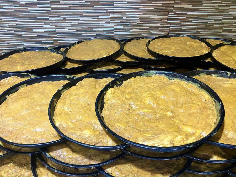 İftar Ve Sahur Sofralarının Vazgeçilmezi Tahinli Pide