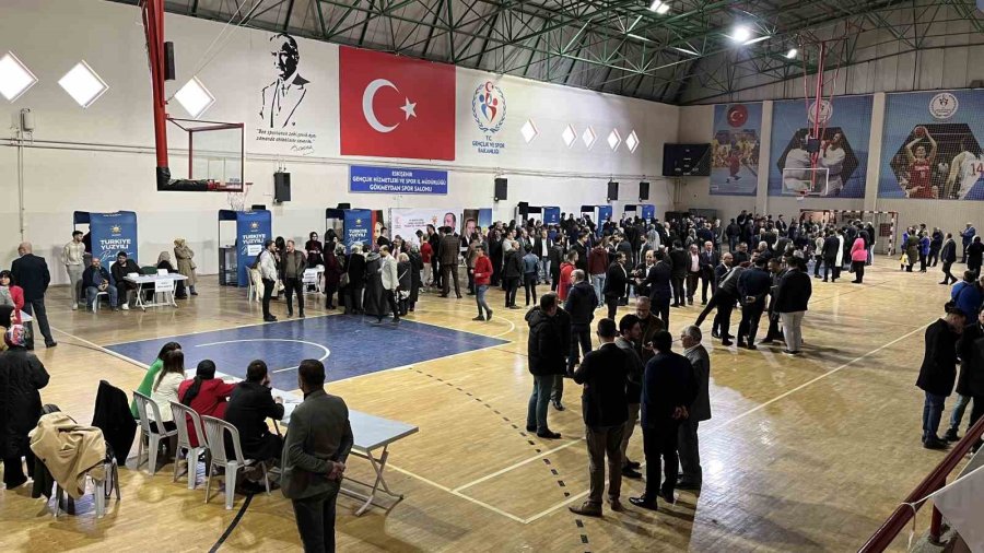 Ak Parti’de Temayül Yoklamaları Başladı