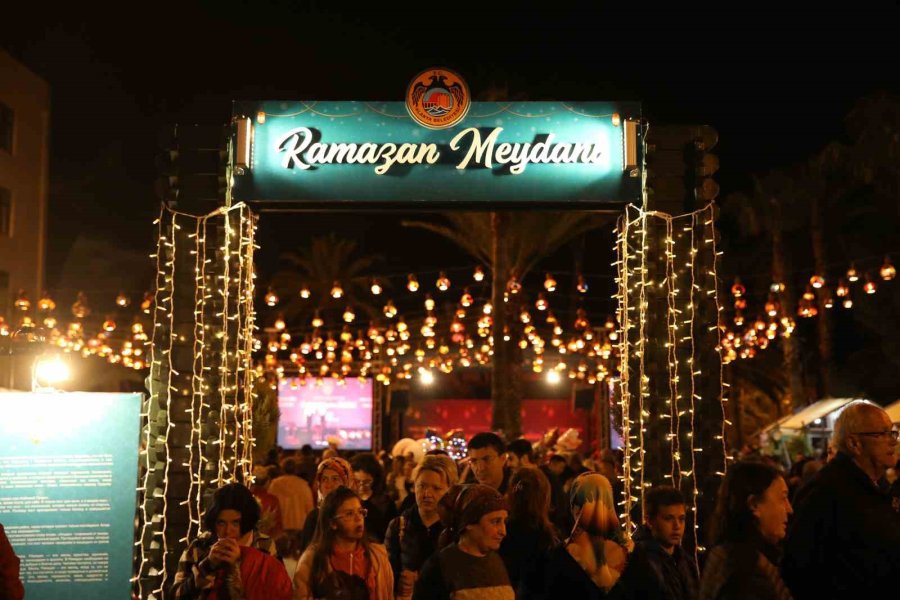 Alanya Belediyesi Ramazan Meydanı Kapılarını Açtı
