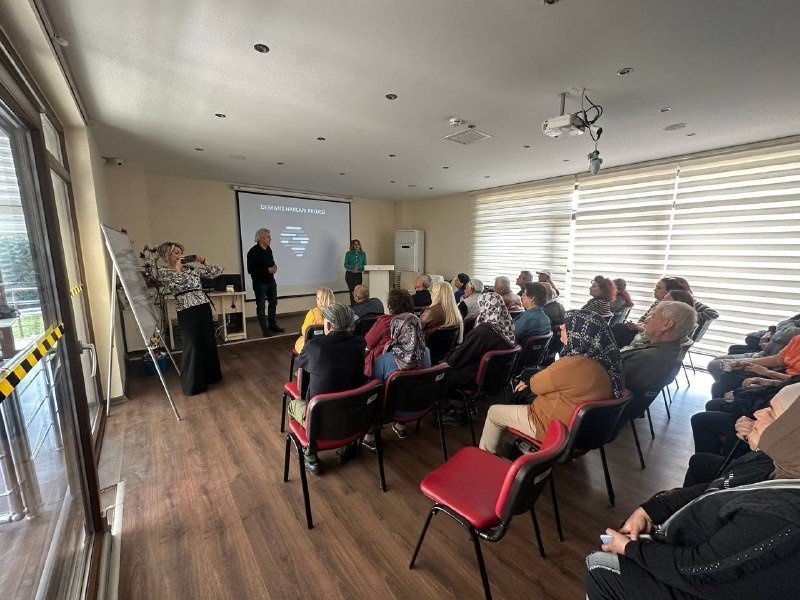 Mavi Ev’de “demcare” Projesi Anlatıldı