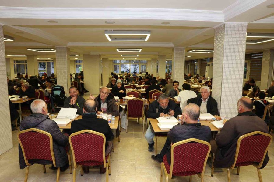 Büyükkılıç: "hem Kayseri’de Hem De Kahramanmaraş’ta İftar Sofralarımıza Buluşuyoruz"