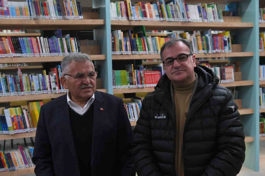 Başkan Büyükkılıç, Büyükşehir’in 10’uncu Kütüphanesini İnceledi