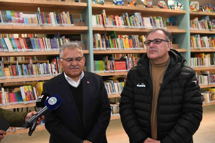 Başkan Büyükkılıç, Büyükşehir’in 10’uncu Kütüphanesini İnceledi