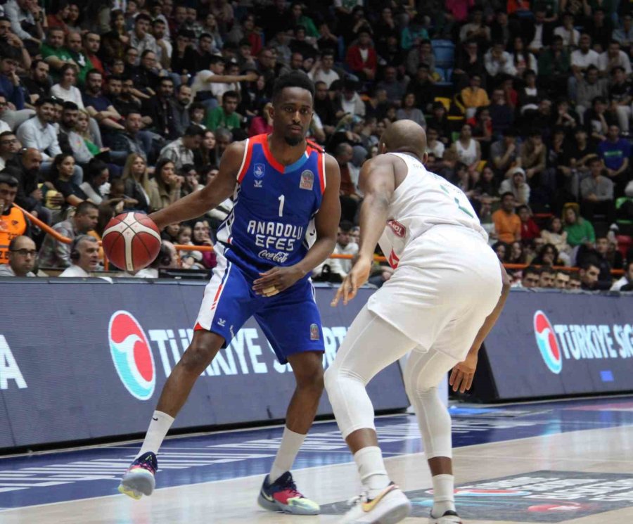 Basketbol Süper Ligi: Konyaspor: 83 - A.efes: 99