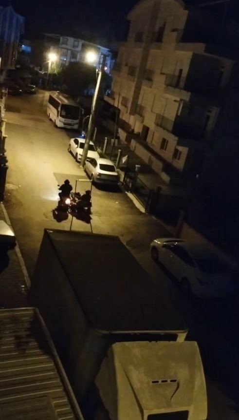 Antalya’nın Mobil Davulcuları Sahurda Görevde