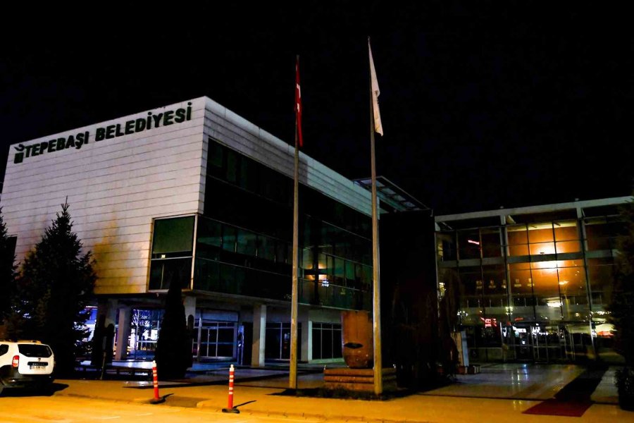 Depremde Yitirilenler Dünya Saati’nde Anıldı