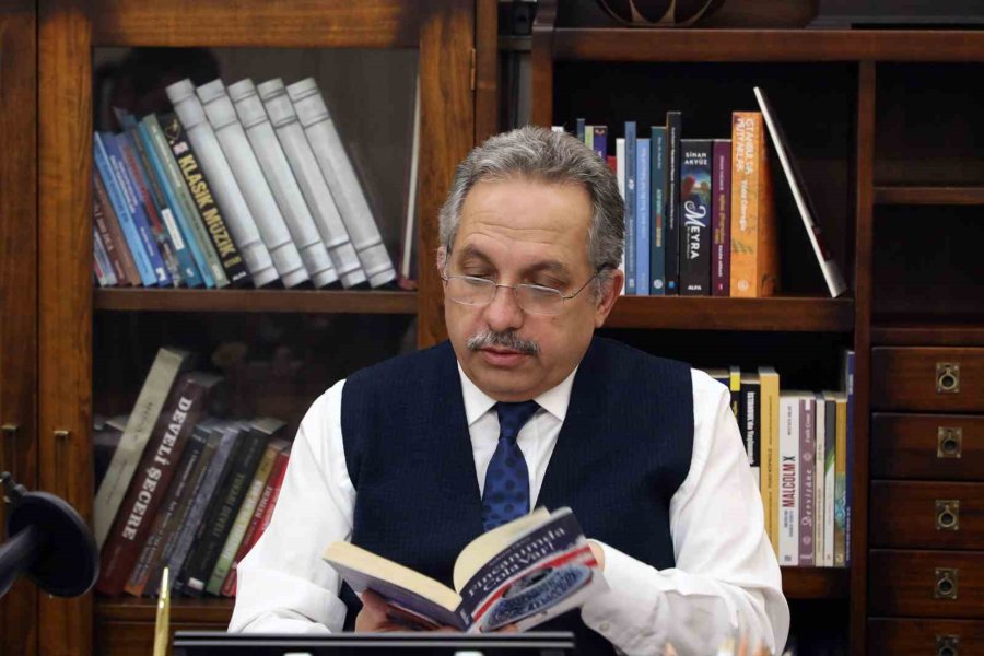 Başkan Yalçın: "kütüphaneler Medeniyet İnşasının Basamaklarıdır"