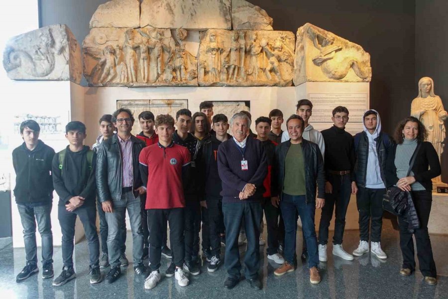 Assim’den Öğrenciler İçin Müze Gezisi