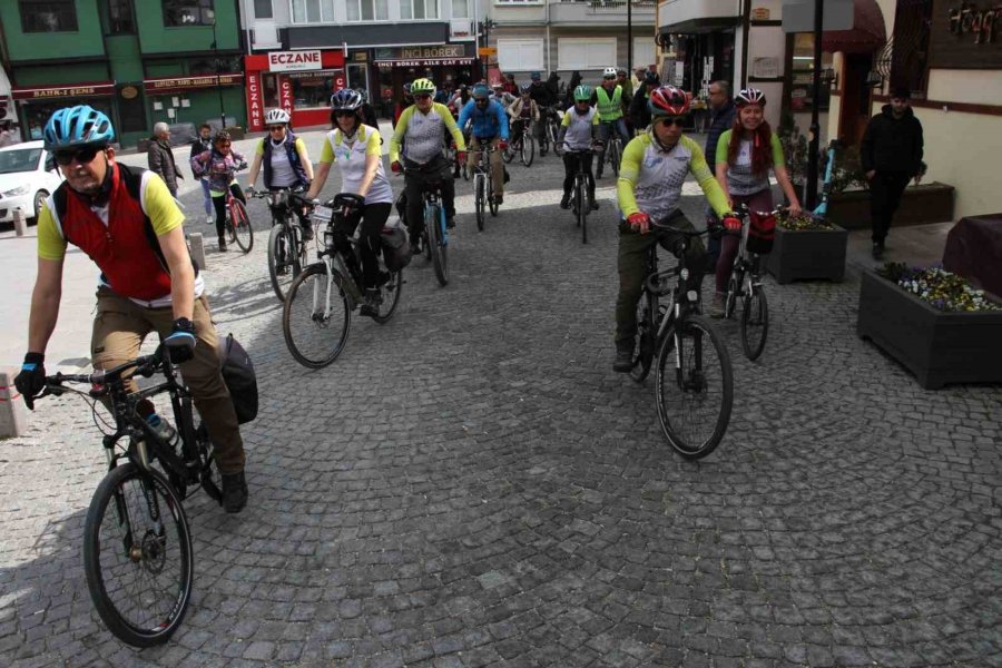 Orman Haftası Kutlamasında 250 Fidan Dikildi