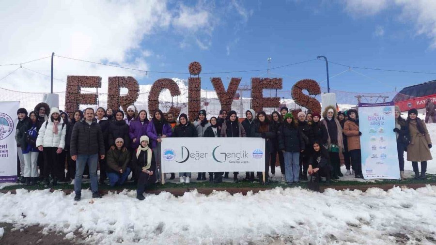 Kaymek’in Ödüllü Projesi ‘değer Gençlik’ Zirvede