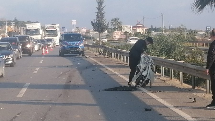Aşırı Hız Ve Dikkatsizlik Kaza Yaptırdı, Çarptığı Araçtaki Yolcunun Tansiyonu Fırladı