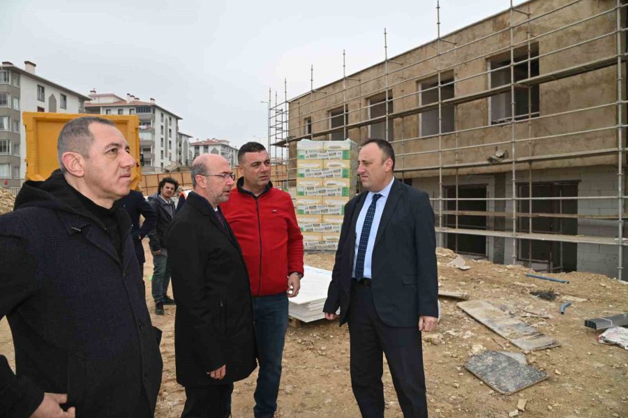 Ardıçlı Sağlık Ve Sosyal Tesisi’nin Yapımı Sürüyor