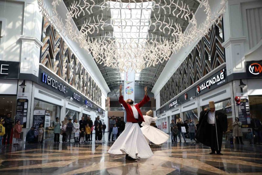 Kumsmall’da Ramazan Ayı Etkinlikleri Beğeniyle Takip Ediliyor