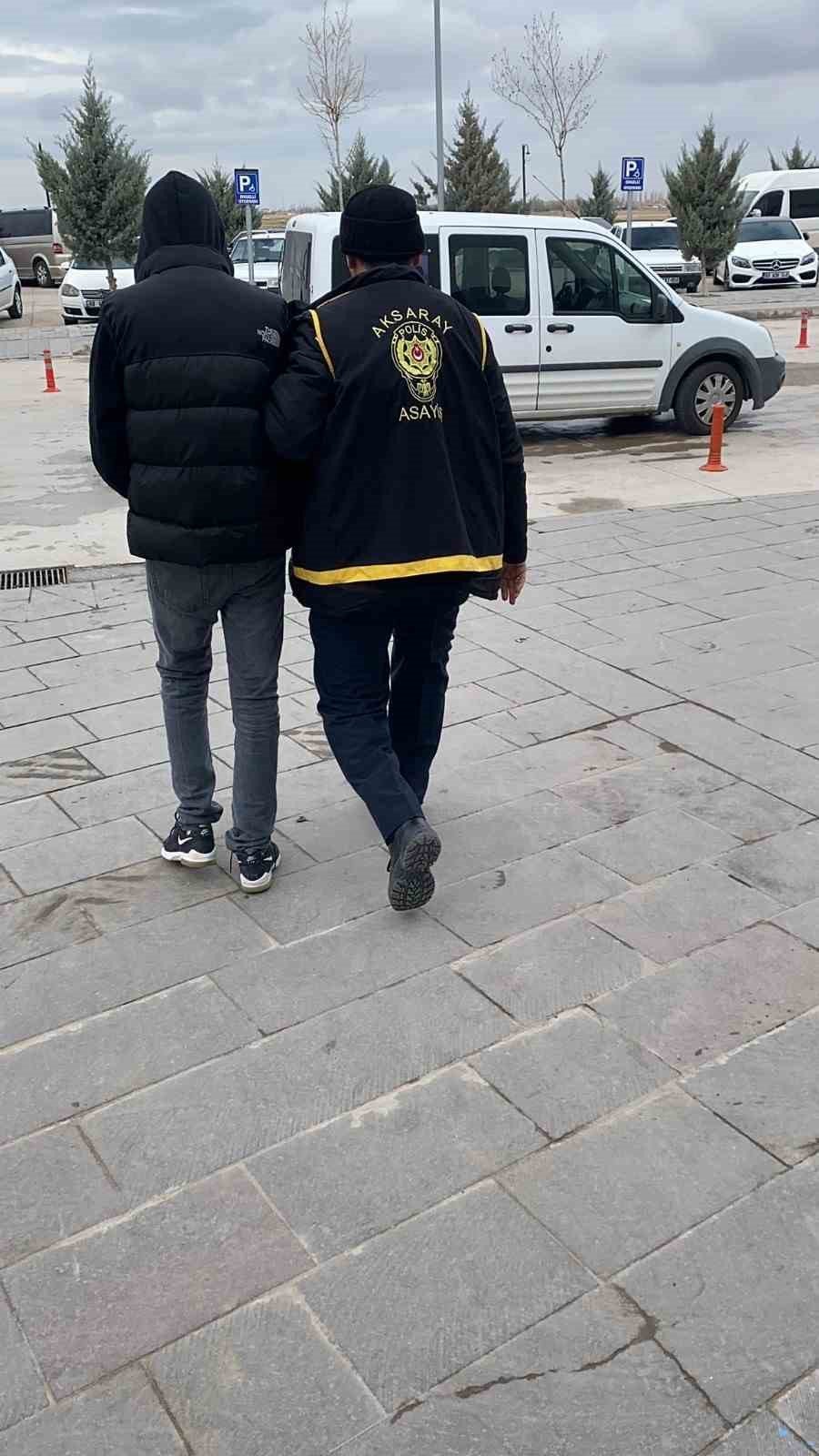 Aksaray’da 10 Aranan Şahıs Yakalanarak Tutuklandı