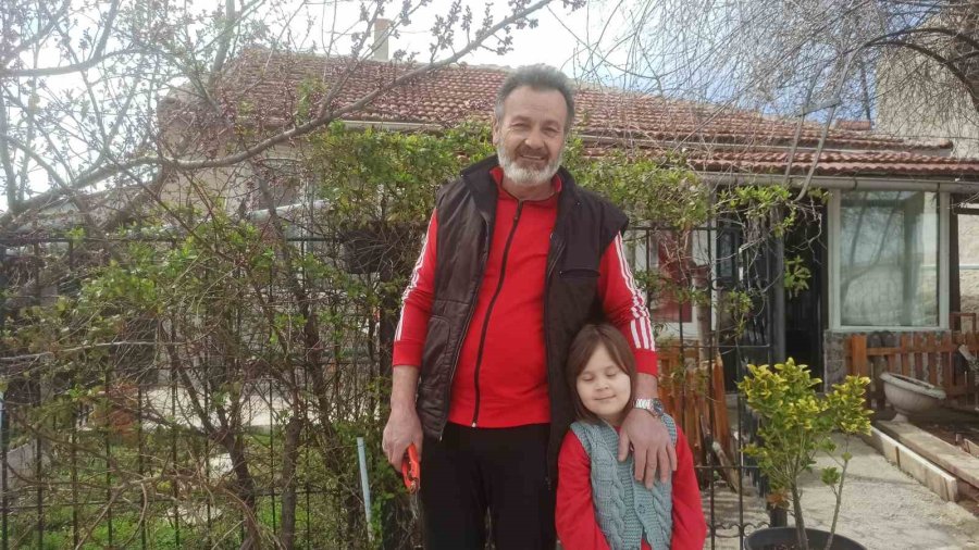 Bir Yanda Milyonluk Evler Diğer Yanda Viraneler