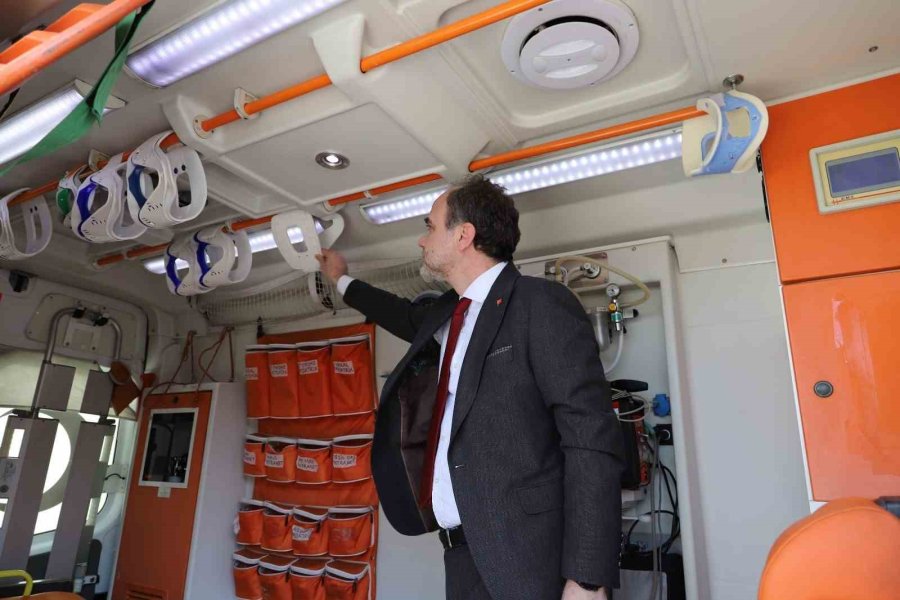 Rektörden Diş Hekimliği Fakültesi Hastanesi Ziyareti