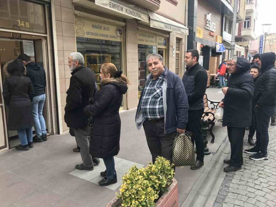 Soğuk Havada Helva Kuyruğu