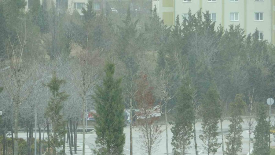 Aksaray’da Rüzgar Ve Kar Yağışı Etkili Oluyor