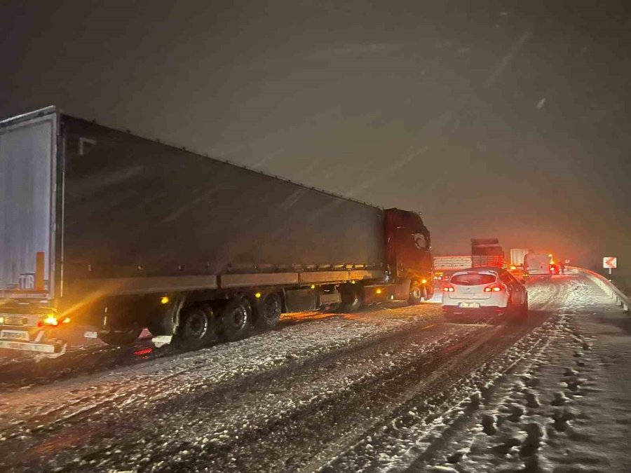 Nevşehir’de Kar Ulaşımı Olumsuz Etkiledi