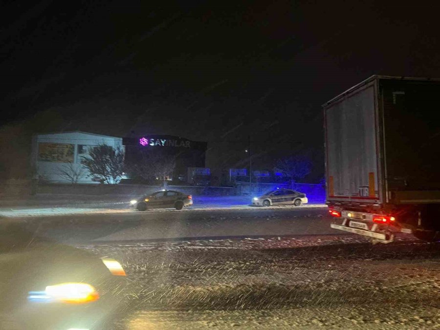 Nevşehir’de Kar Ulaşımı Olumsuz Etkiledi